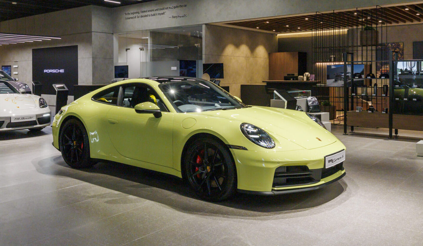 The new 911 Carrera S (992.2)